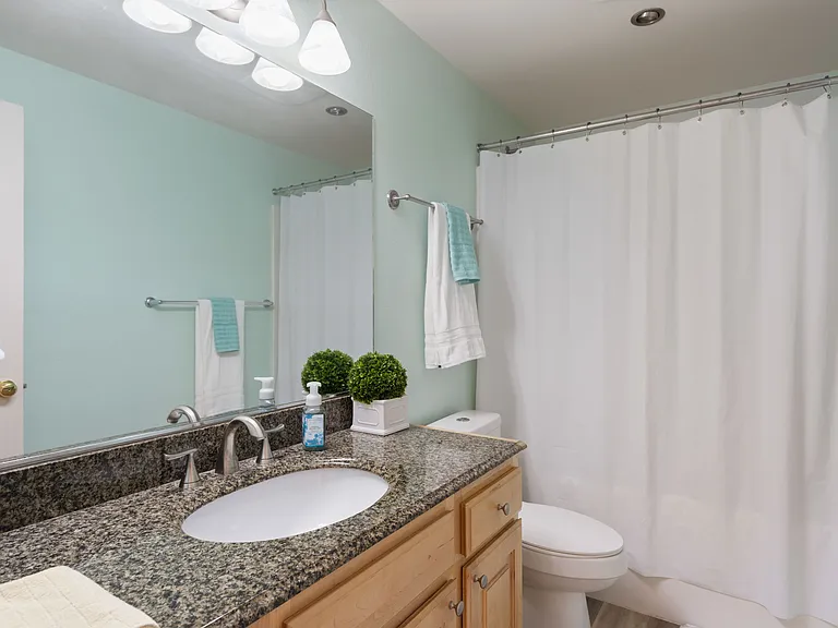 9104 Jersey Dr — Photo 23