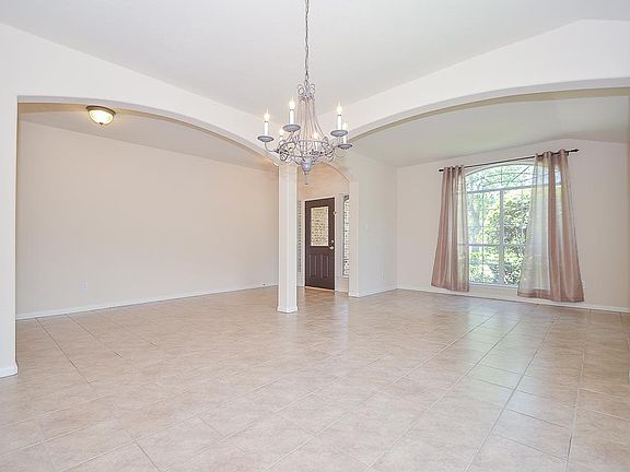 5th image of 26614 Wild Orchard Ln