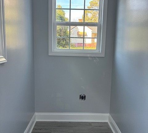 4th image of 205 Central Dr