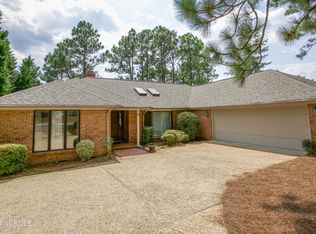 11 Greenville Ln, Pinehurst, NC 28374