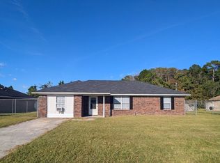 971 Yale Ct, Hinesville, GA 31313