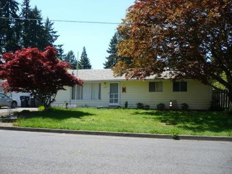 2nd image of 1650 Quaker St