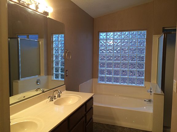 2nd image of 12538 W Edgemont Ave