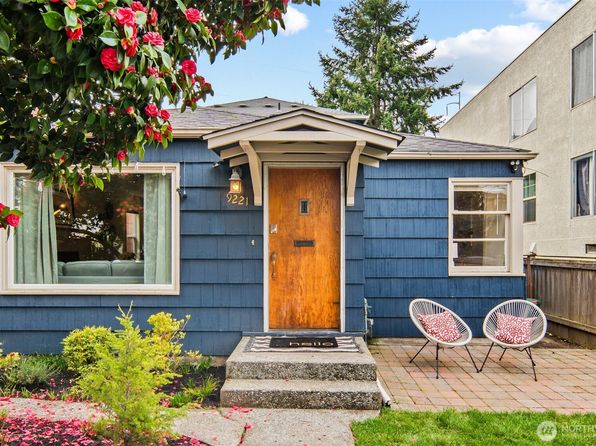 9221 17th Avenue SW, Seattle, WA 98106