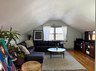 406 Castle Pl #C, Madison, WI 53703