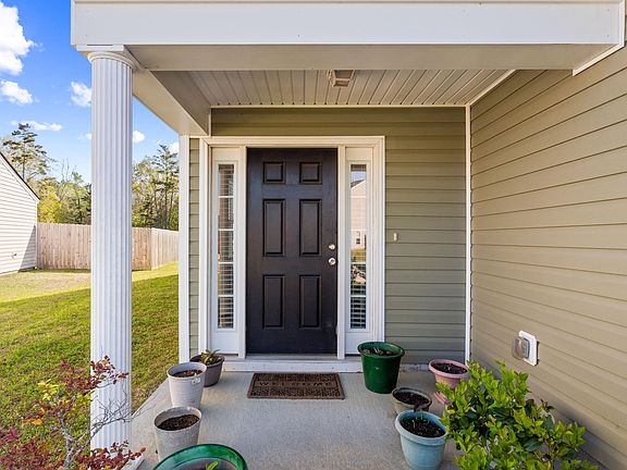3rd image of 184 Brittondale Rd