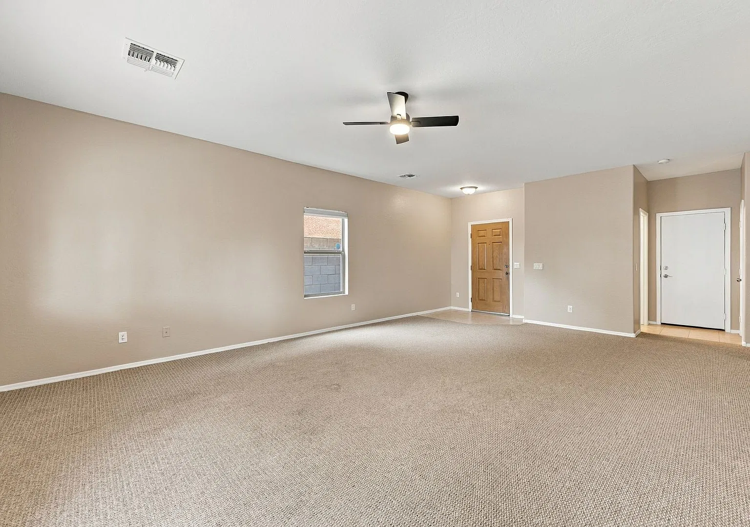 3 Bedroom Home In Townsend Square Gated Community W Comm Pool — Photo 3