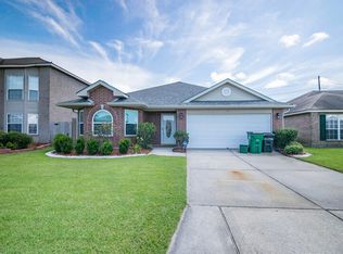 2316 S Parc Green St, Harvey, LA 70058