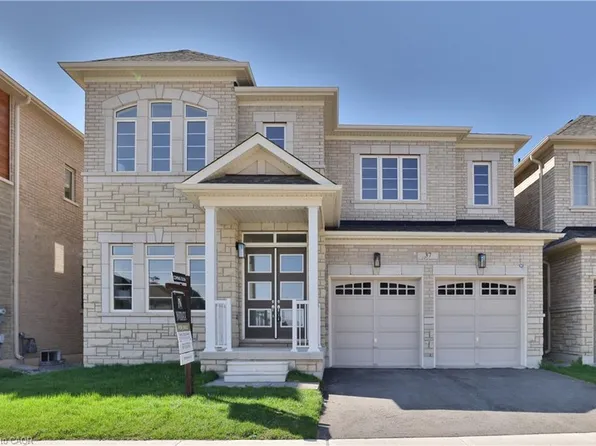 37 N Park Blvd, Oakville, ON L6M 0W8