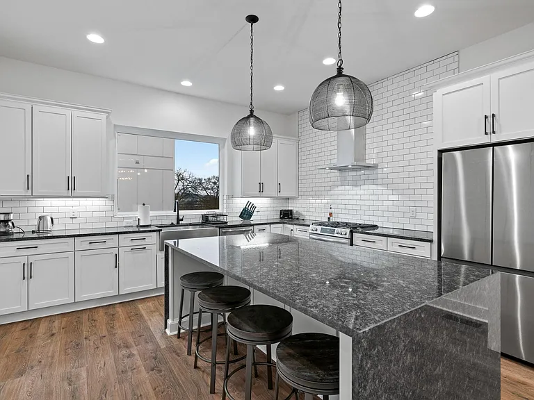 910 Youngs Ln #3 — Photo 13