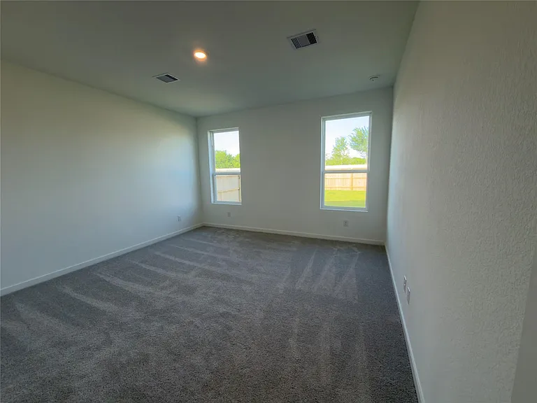 7919 Evening Emerald Dr — Photo 17