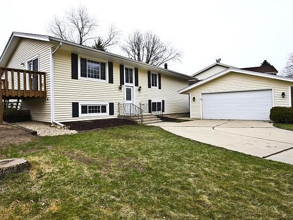 2nd image of 4741 Landau Pl