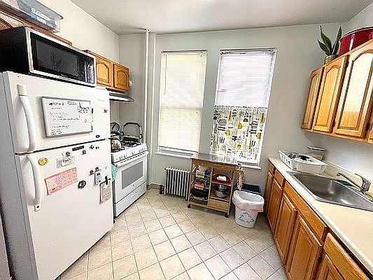 1st image of 3430 44th St APT 2R