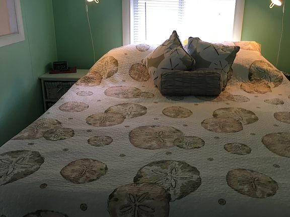 4th image of 304 Cielo St