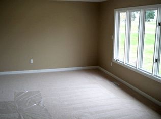 13911 Stoney Creek Dr, North Royalton, OH 44133