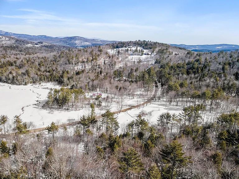 550 Texas Hill Rd #B — Photo 32