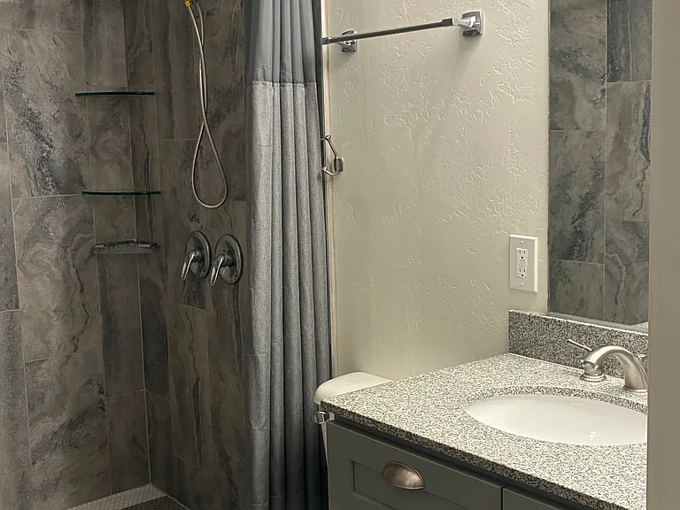 2336 W Orange Dr #A — Photo 14