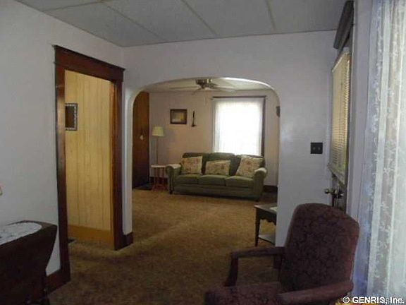 3rd image of 15 Florence St