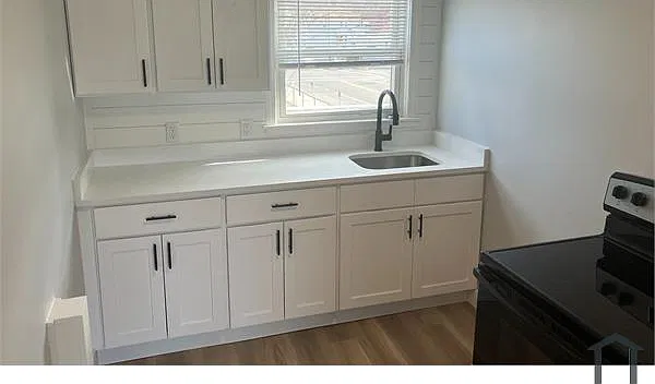 1 bed, $2,100 — Photo 2