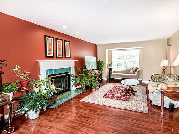 3rd image of 1626 Tollgate Ct