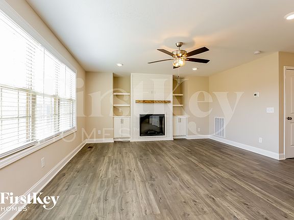 3rd image of 711 Banister Dr