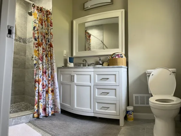 1507 Lynnwood Dr NE, Dalton, GA 30721