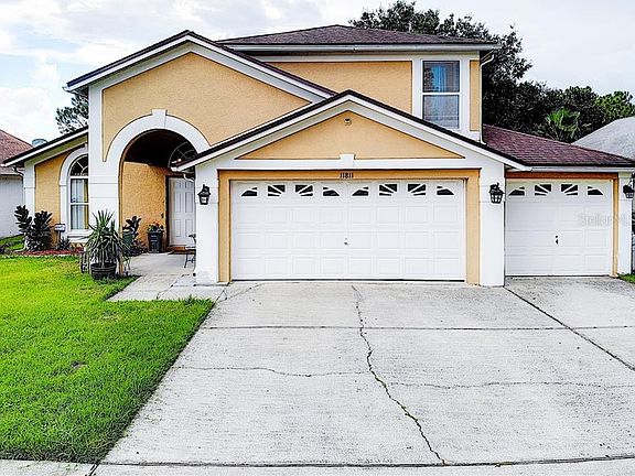 2nd image of 11811 Hartfordshire Way