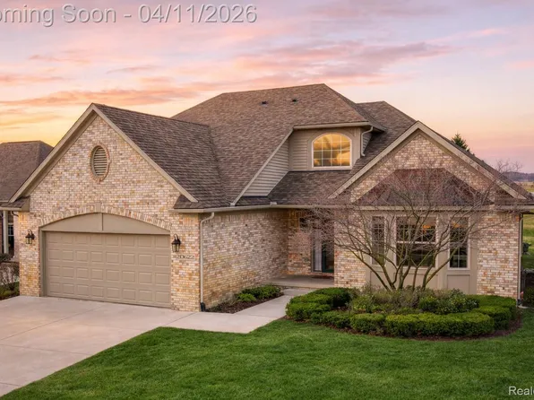 20622 Golf Ridge Cir, Livonia, MI 48152