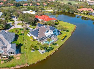 7 Valencia Ct, Palm Coast, FL 32137