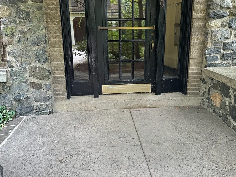 51 Concord St #13
