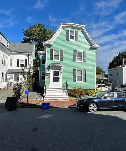 27 Pond St #1 — Photo 4