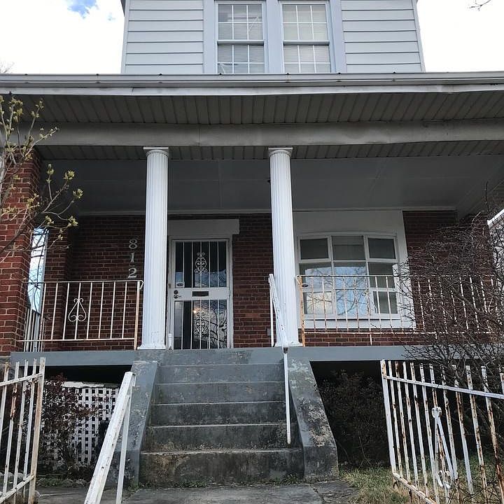 Exterior (Front)