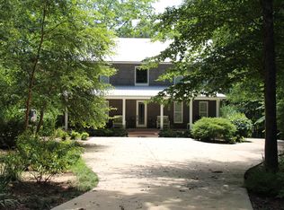 1 Long Point Dr, Rock Island, TN 38581