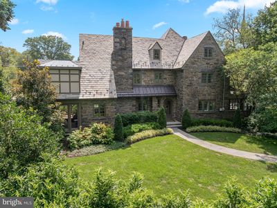 135 Fishers Rd, Bryn Mawr, PA, 19010