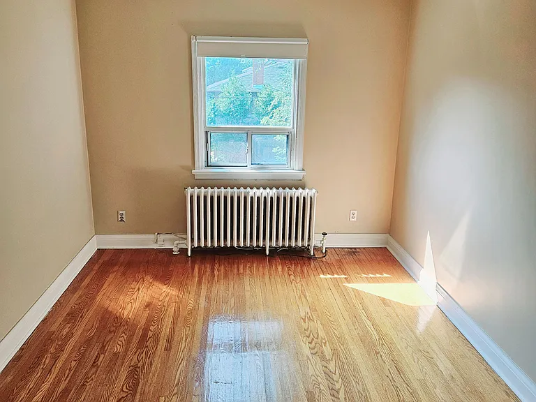 3775 Lake Shore Blvd W #UPPER — Photo 7
