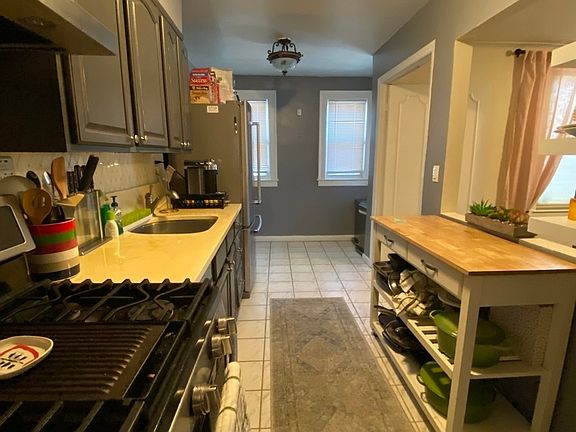 4th image of 39-90 46th St #1