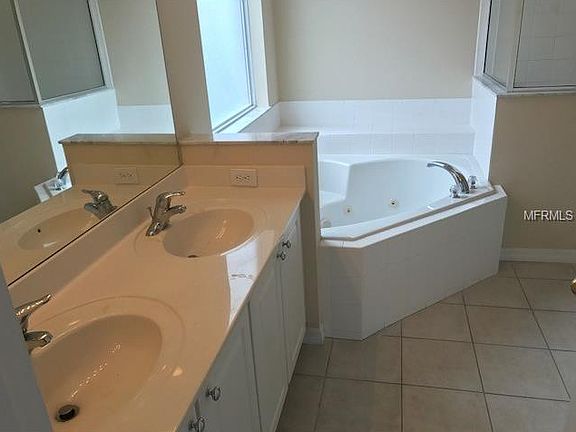 4th image of 8585 La Isla Dr