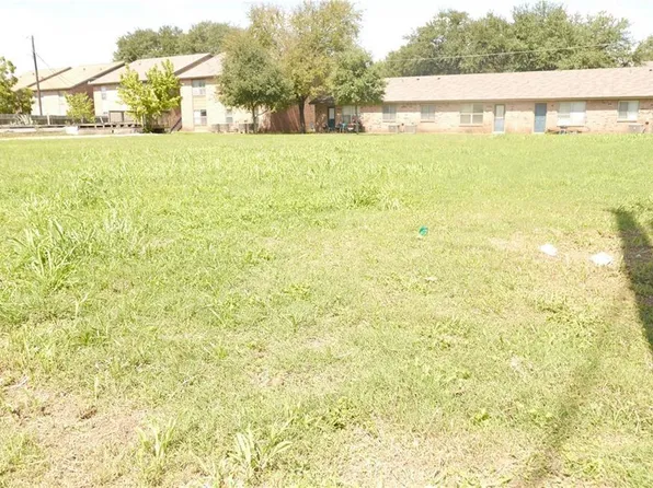 412 Persimmon St, Bastrop, TX 78602