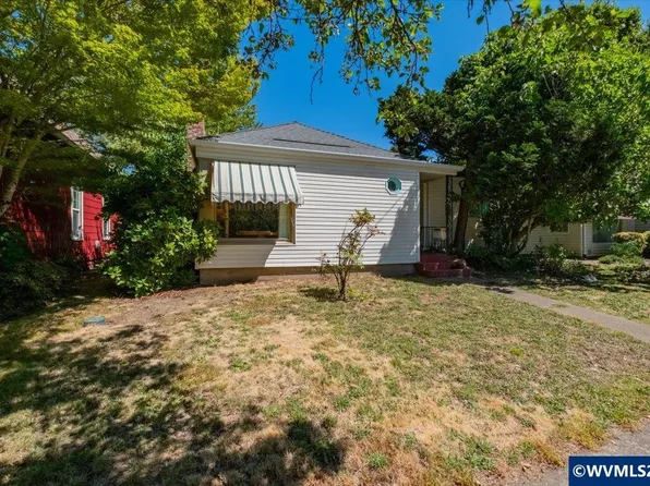 350 19th St NE, Salem, OR 97301