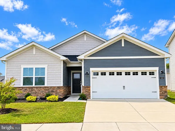 1662 Lake Placid Dr, Trappe, MD 21673