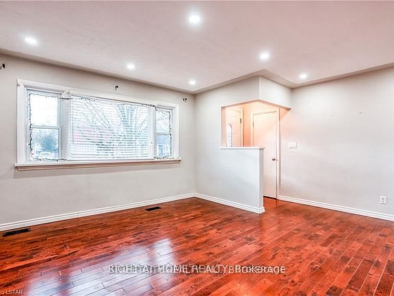 5th image of 14 Graham Cres