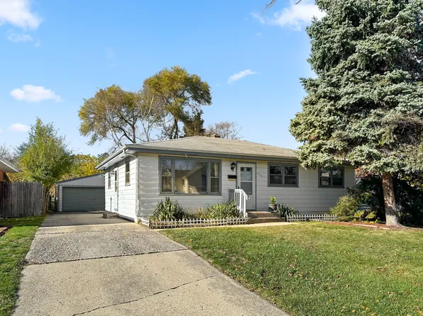 626 Washington Park, Waukegan, IL 60085