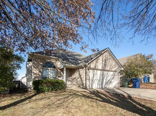 205 Spring Valley Ln, Lexington, KY 40511