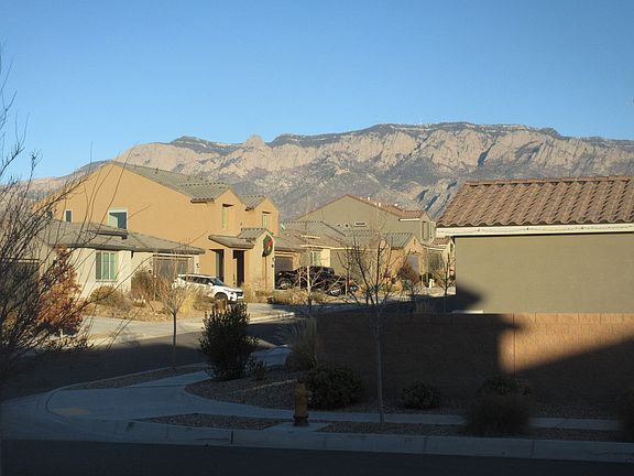 03_SUGA8715_Mountain View from Front Elevation_05082025