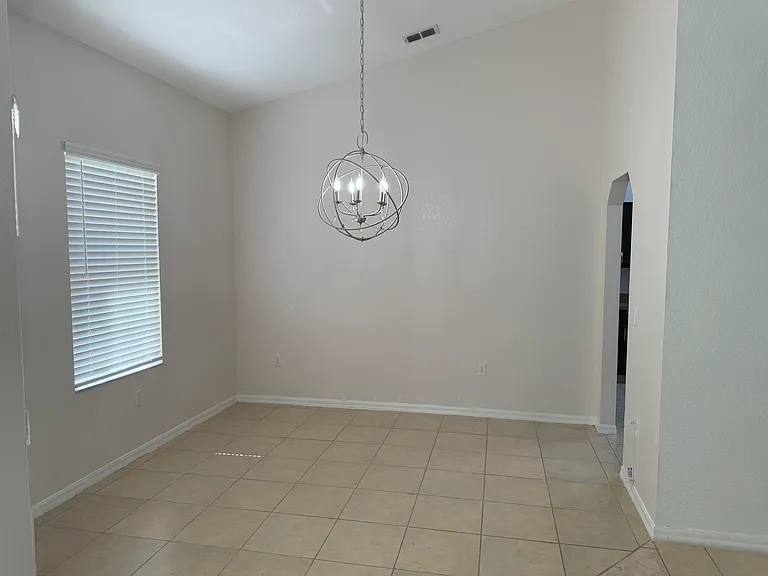 8013 SW 134th Loop — Photo 4