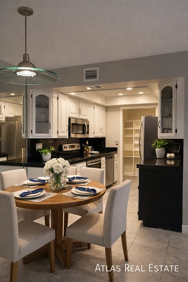 Spacious North Phoenix Condo | Dual Primary Suites | 2 Patios | Community Pool — Photo 1