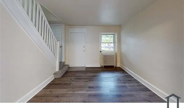 3 bed, 1088 sqft, $1,695 — Photo 1