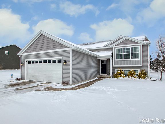 2nd image of 713 Chary Glen Dr NW