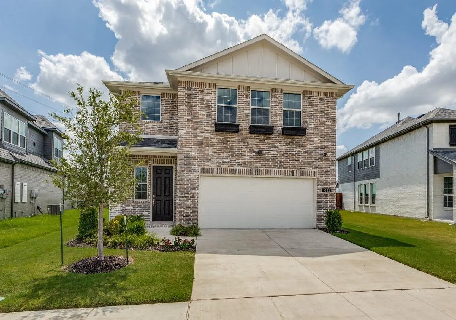Energy-efficient home ready for move-in in the master-planned Venetian community, served by McKin... — Photo 1