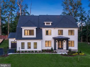 9209 Franks Point Ln, Lorton, VA 22079